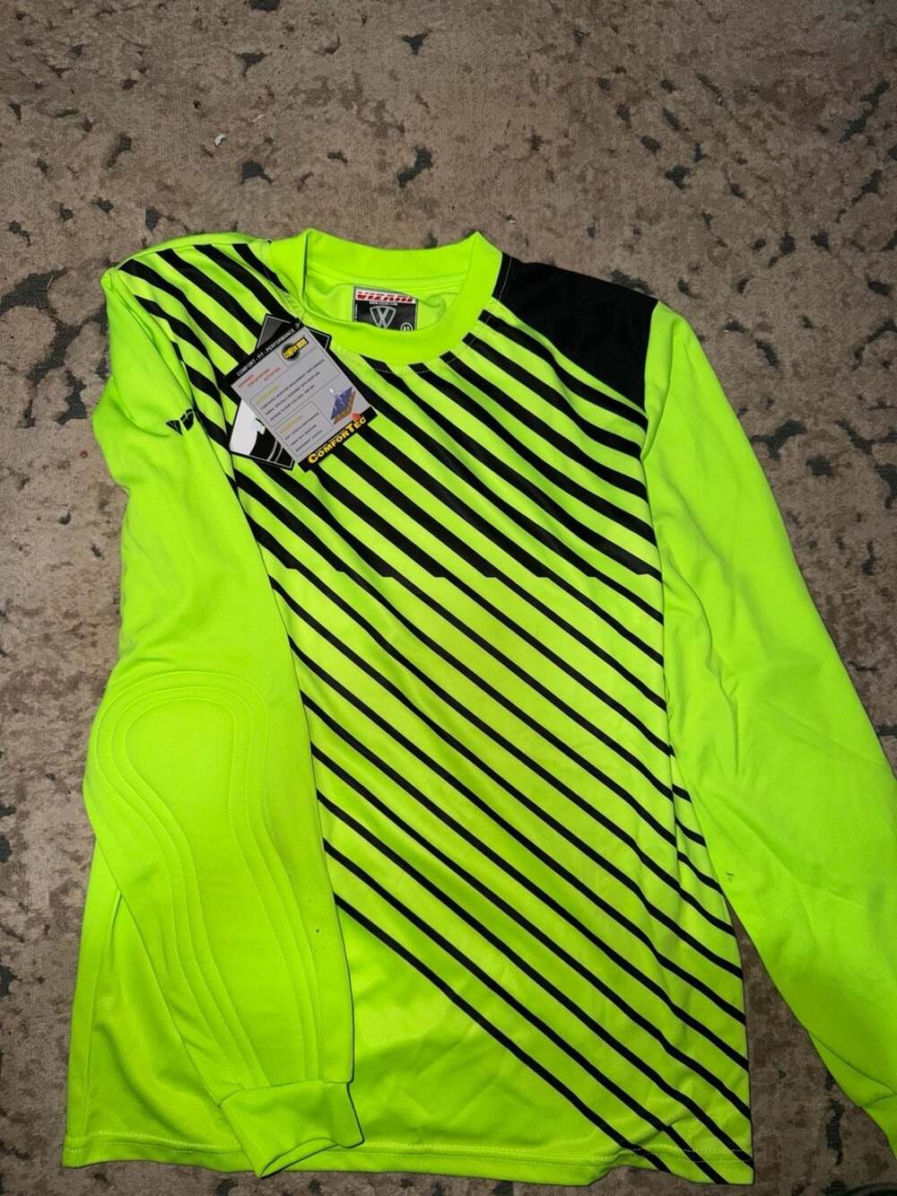 Vizari Arroyo Long Sleeve Soccer Goalkeeper Jersey with Padded Elbows